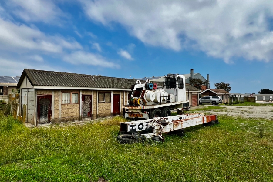 Commercial Property for Sale in Pacaltsdorp Western Cape